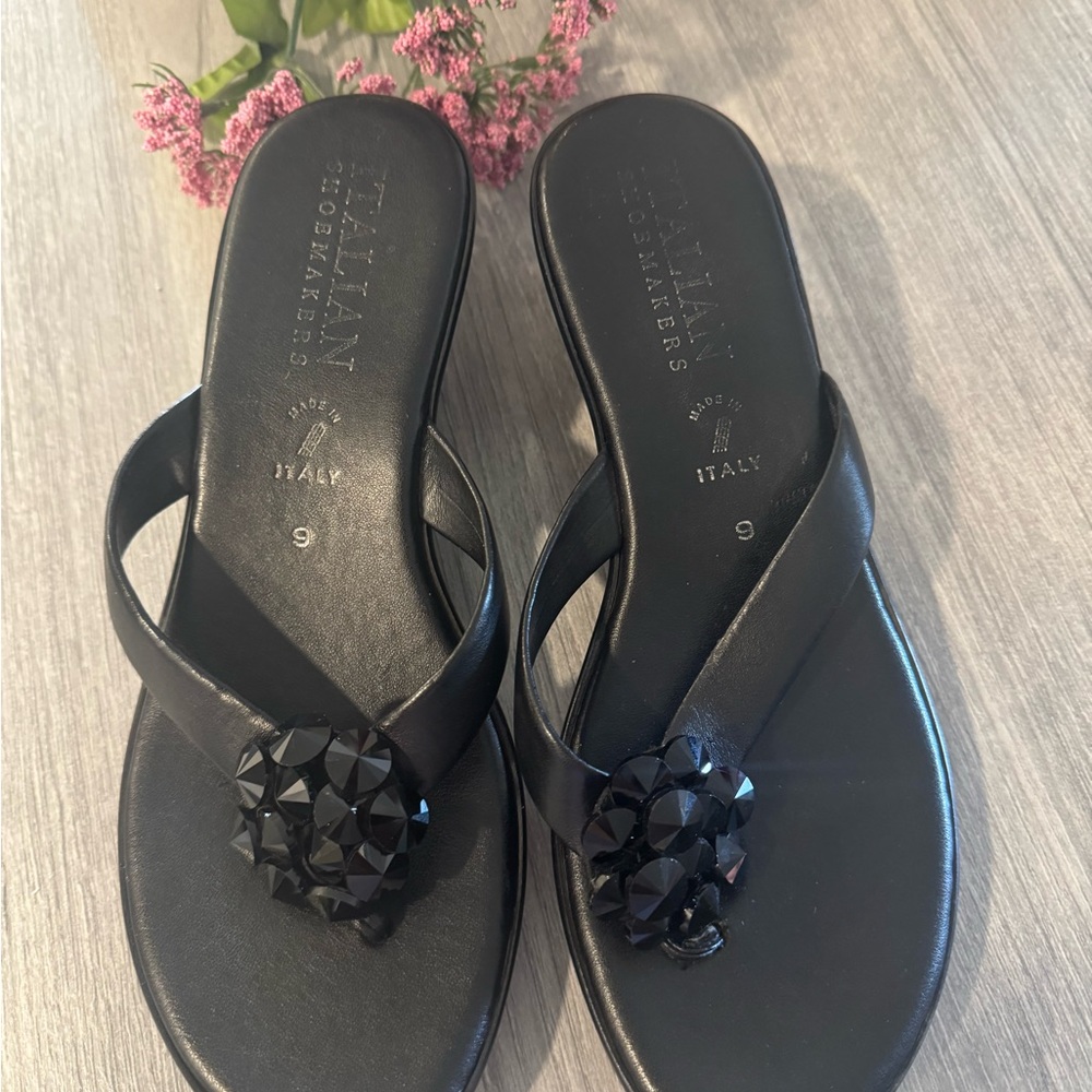 Italian Shoemaker Women's Sandals Beaded Accent Thong Black  Size 9 - Picture 5 of 5